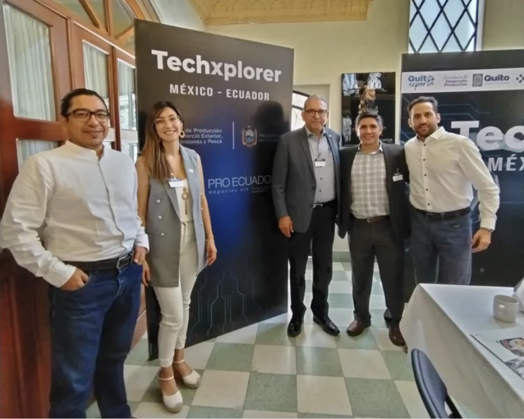 Evento Techxplorer 2023 en México saviasoft